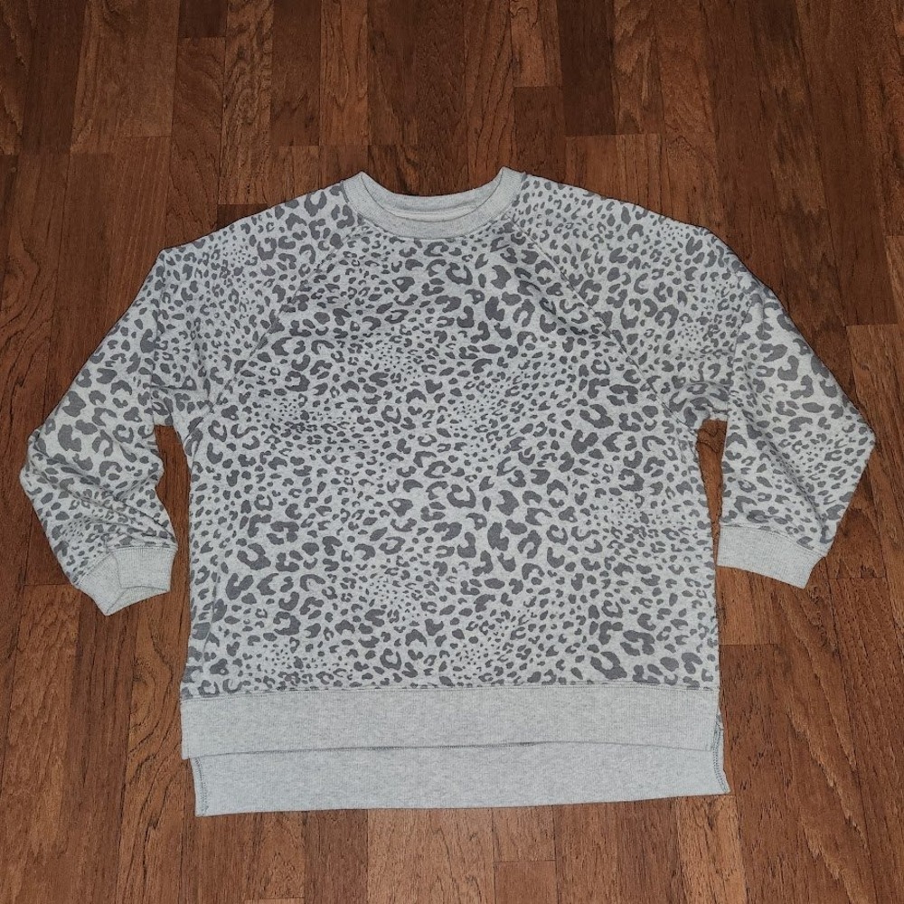 American Eagle Gray Leopard Print Jegging Fit Sweatshirt Tunic Medium 829